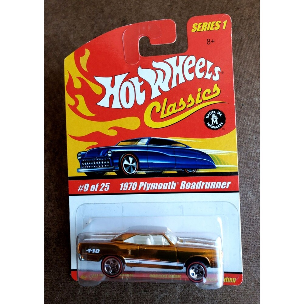 2005 Hot Wheels 1970 PLYMOUTH ROADRUNNER 440 Spectraflame Gold CLASSICS SERIES 1